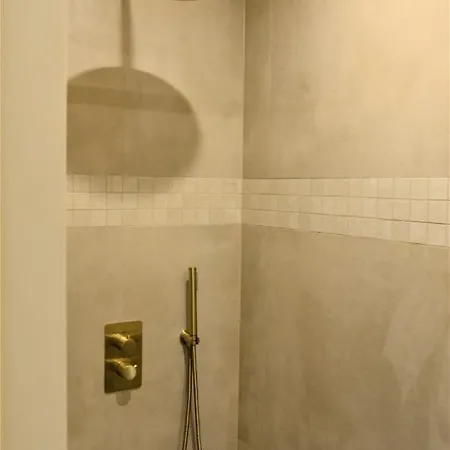 Lejlighed Downtown 1bdr 4 *